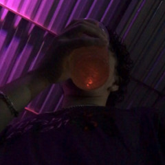 TEM UNS QUE CHORA PELA EX KKKKKK