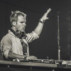 Callisto-(Magdiel Bootleg)