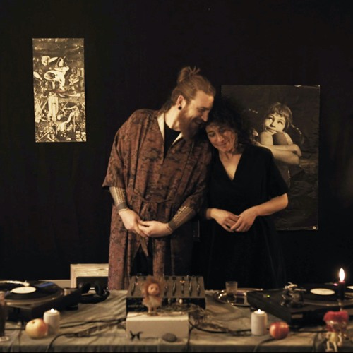 SARA MIKE MIX