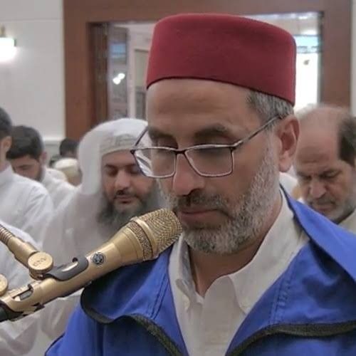 اللَّهُ نُورُ السَّمَاوَاتِ وَالْأَرْض القارئ - يونس اسويلص