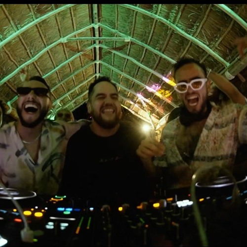HOUSE MUSIC BRO (MichaelBM B3B Minow B3B Boltron) @TULUM, MEXICO