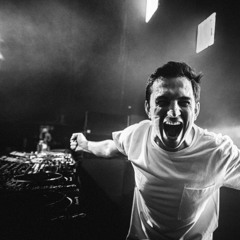 Ersin Aylı - Live At Frirave At Zorlu PSM 07.02.2020