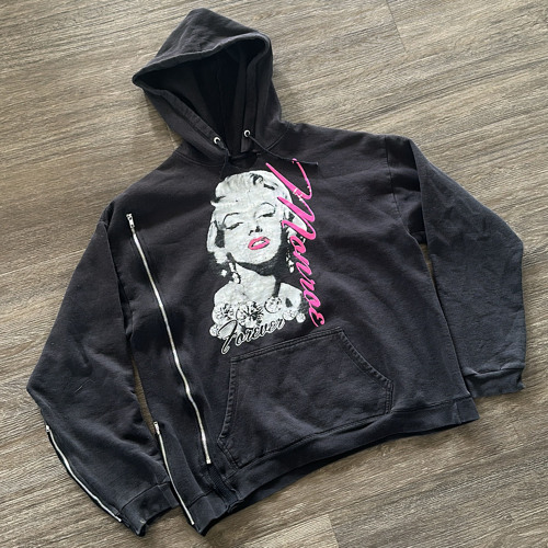 Runwaymodel p. (everydaysinner)