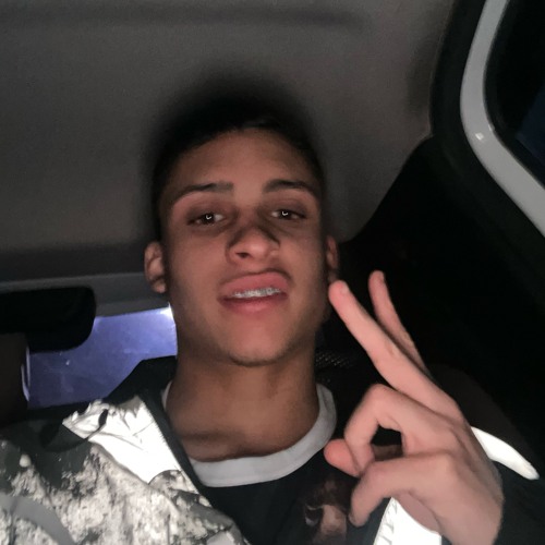 MC HENRY VAI TOMAR SO RED SHOT(DJ MENOR DO CASTELAR)PENHA