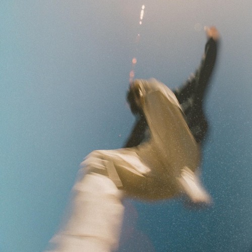 Marc Benjamin & newshade. - Set Me Free (Radio)