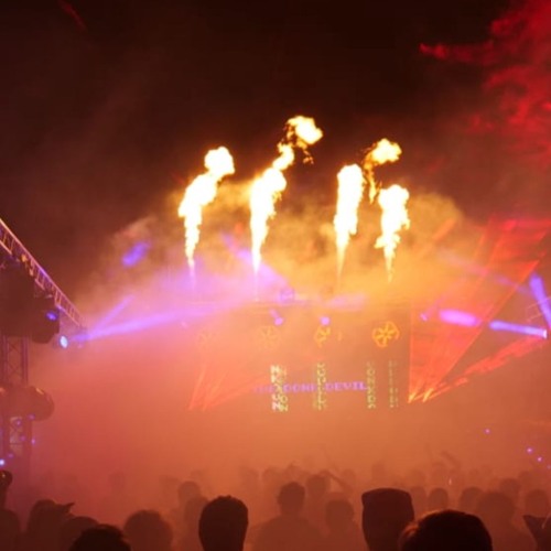 Banging Donks bought to you by a clocky t-girl what's not to love 🥰 | Electromagnetic Field 2026 by The Donk Devil