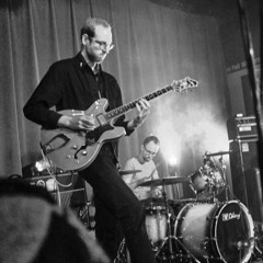 Here Comes The Silence - Ultimate Crumpets (live @ Studio Patrick)