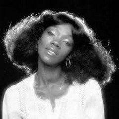Gotta Give A Little Love RIP Geraldine Hunt 10 Février 1945 - 27 Octobre 2022  Djloops