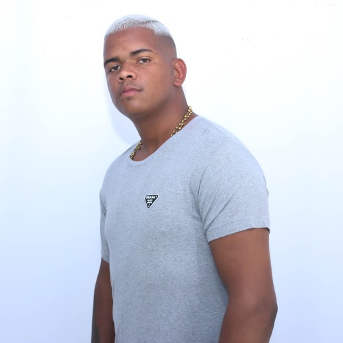 PREVIA SET DO DJ 2R NEVOEIRO DINIZ VT MK & DHUST