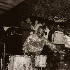 Calidré - Walk Away (UKG)