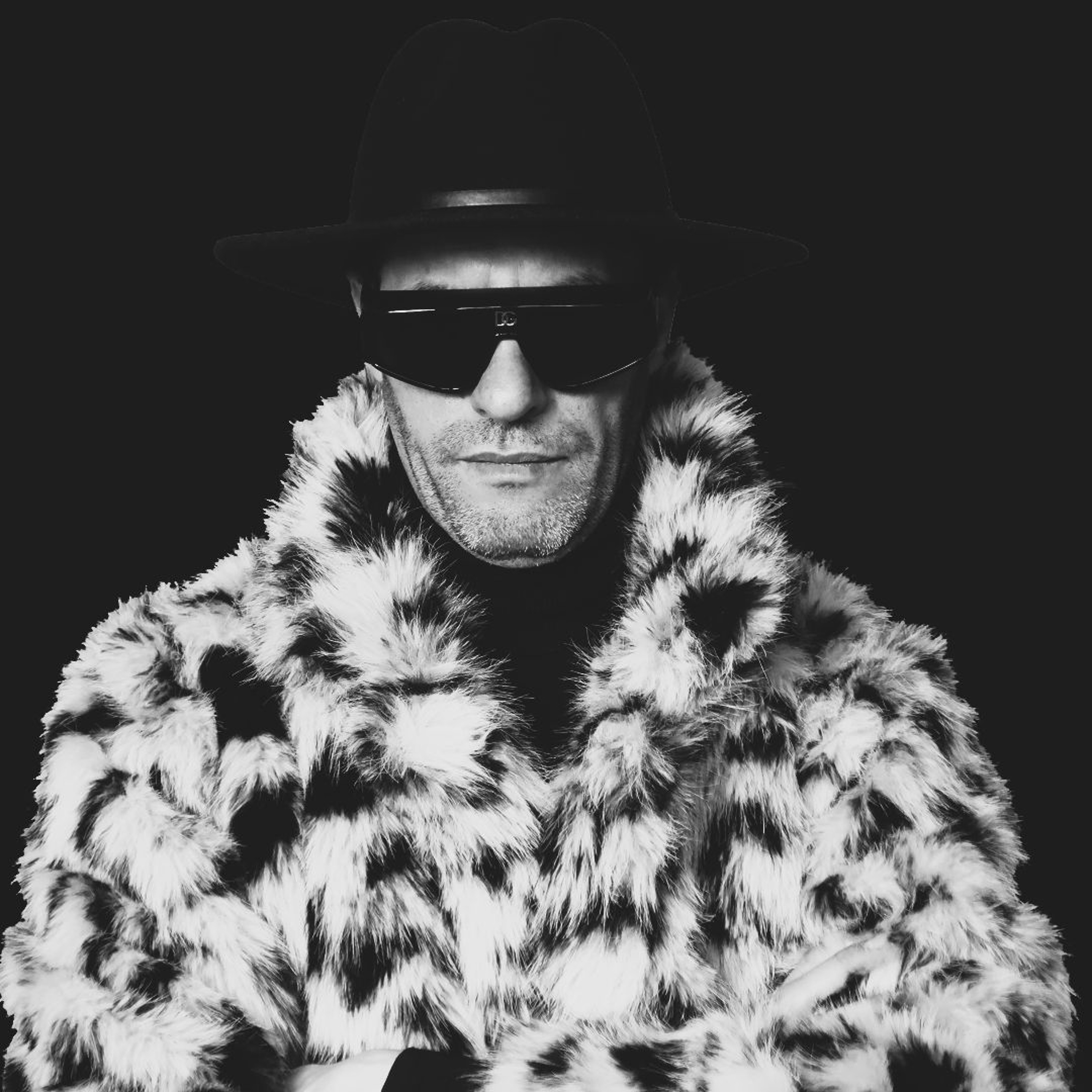 Sharif Pasko Bar Grooves