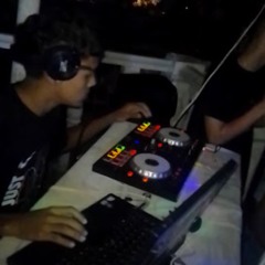 AQUI No Hacemos Musica Por Que No Queremos - AlfredoNetzDJ - Bday De los hermanos J.E J.D ❤️✌🏾