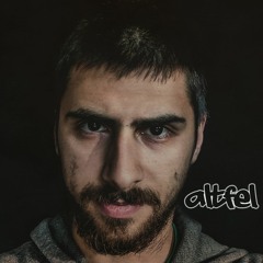 04. Pe - Aici (cu Smog & Socez) (prod.Nuttkase)