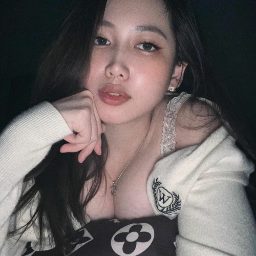 nhạc chứ có phải trống đâu mà gõ