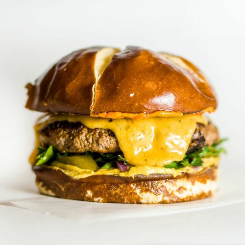 Make A Cheeseburger, Sell A Cheeseburger - a chapter from a classic book "Peopleware"