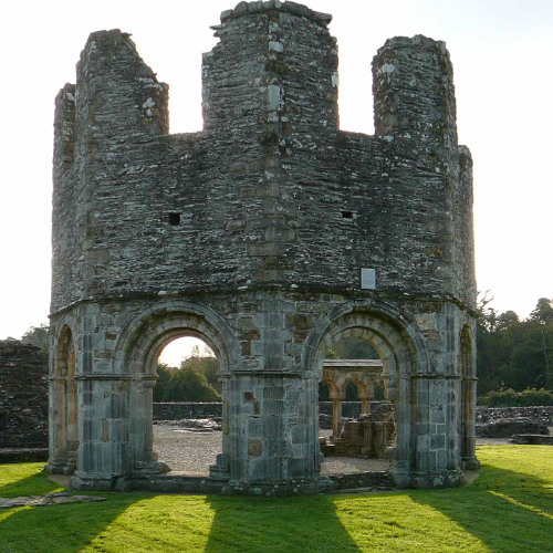 Ireland:  From Prehistory to the Protestant Ascendancy