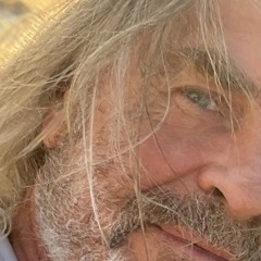 ‎shadow of the moon