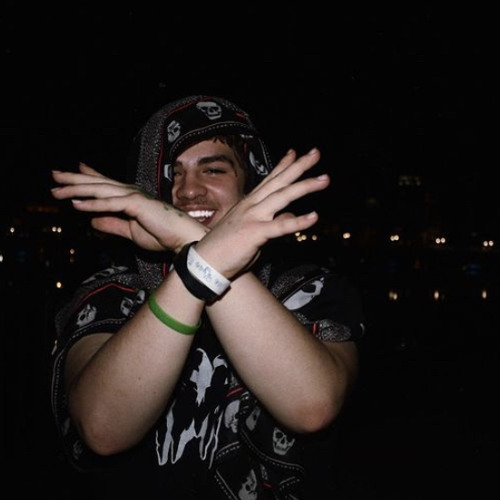 Stickz - Field (Prod KaRon)