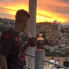 MC ARTHUZINN-QUE ELA É UM PERIGO