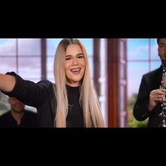 Francesca ❎ Puisor de la Medias 💙 O lume intreaga