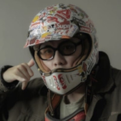 đường xa ướt mưa