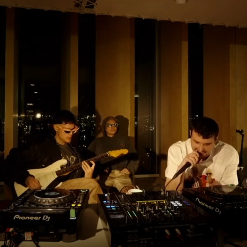 Fred again - #11 USB002 week 5 twitch stream with Paco & Ca7riel (paris, tuesday 28th october)