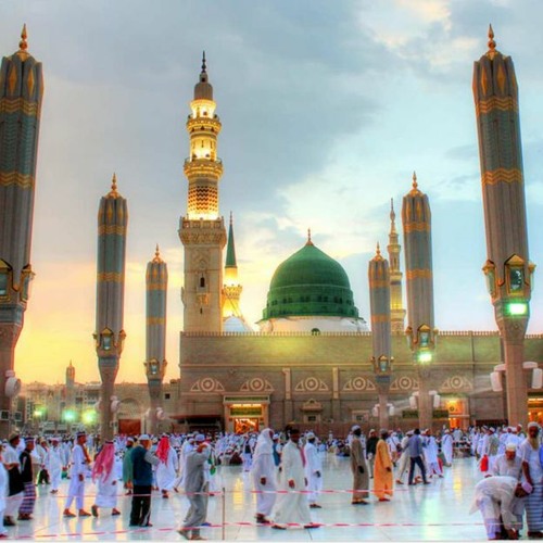 مديح النبي عليه الصلاة و السلام