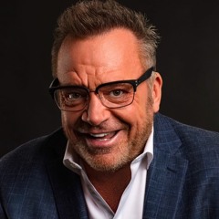 Rock Box Podcast interview with Tom Arnold 6 - 28 - 23