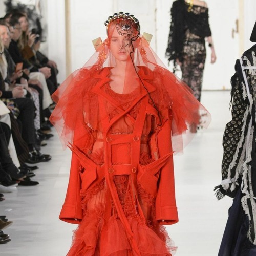 Red Lips! @santoromeo_ + @jujiskii + @ninoruccii [p. @shyne__ + @heyglumboy + @prodmilanezie]