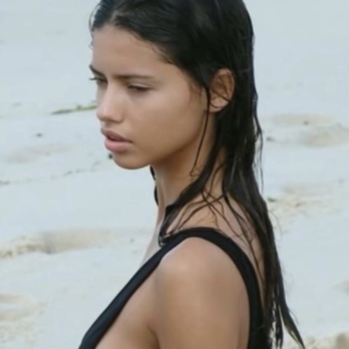 tropical core // coconut girl <3