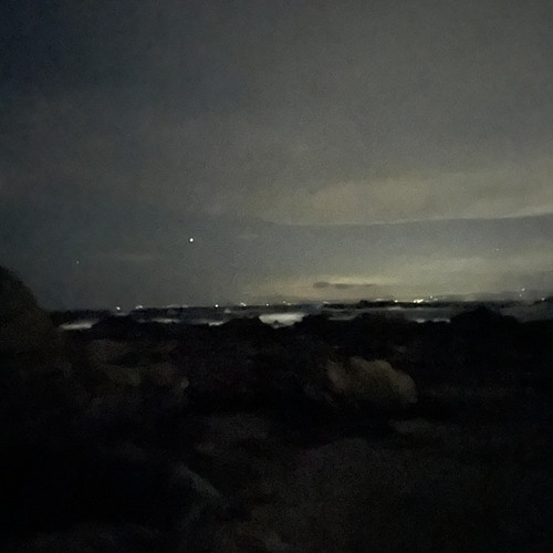 夜明け前の嘘