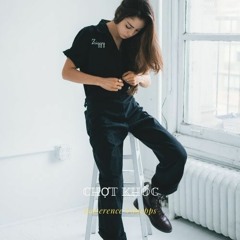 Chợt Khóc