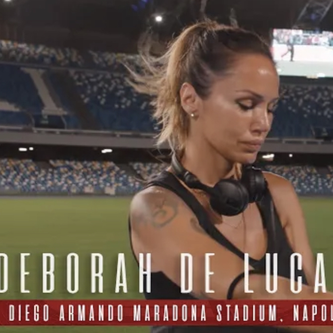 Deborah De Luca live @ DIEGO ARMANDO MARADONA