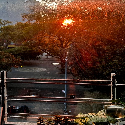 Raw Thrills - Don't Go Outside