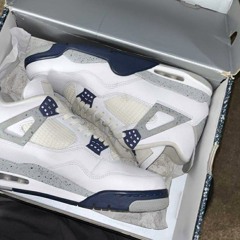 AWAAY (OFFICAL AUDIO)