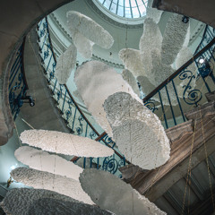 Paper Clouds: Materiality in Empty Space