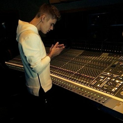 Justin Bieber Close To Me (HQ-LQ) 2021 Edit Song 2013