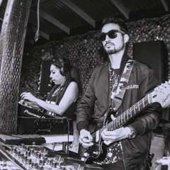 Desi & Robert Abramian @ Off The Grid Campout (Sunrise Set) 10:22:23