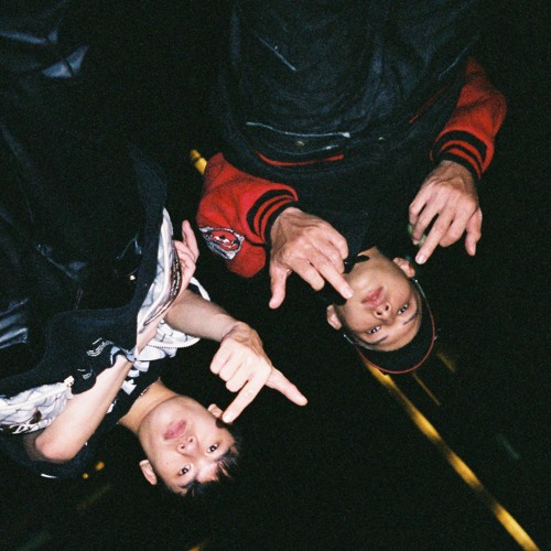 8. hlw candies ft. wAvy, Left Hand