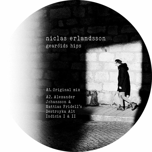 Premiere: Niclas Erlandsson - Gearóids Hips [PB001]
