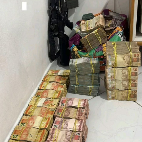 ELA SÓ QUER DAR PRA QUEM CONTA FORTE - MC LYSA - MC YURI REDICOPA