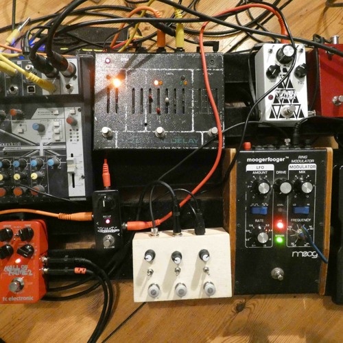 Improvisation with guitar and electronics