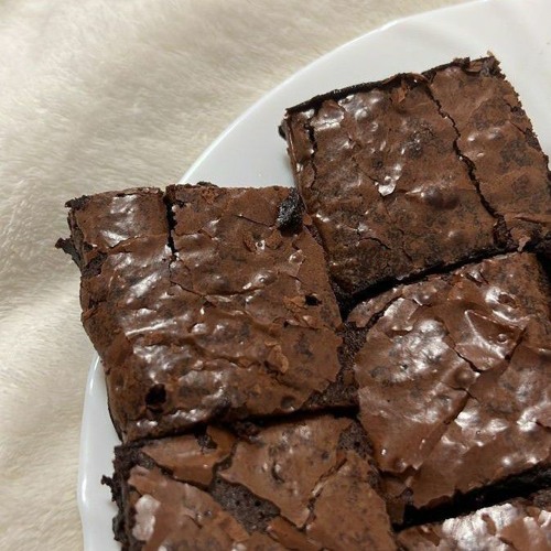 GET THOSE BROWNIES OUT OF HERE-