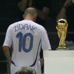 PASSADO DE UM VILÃO - Alee