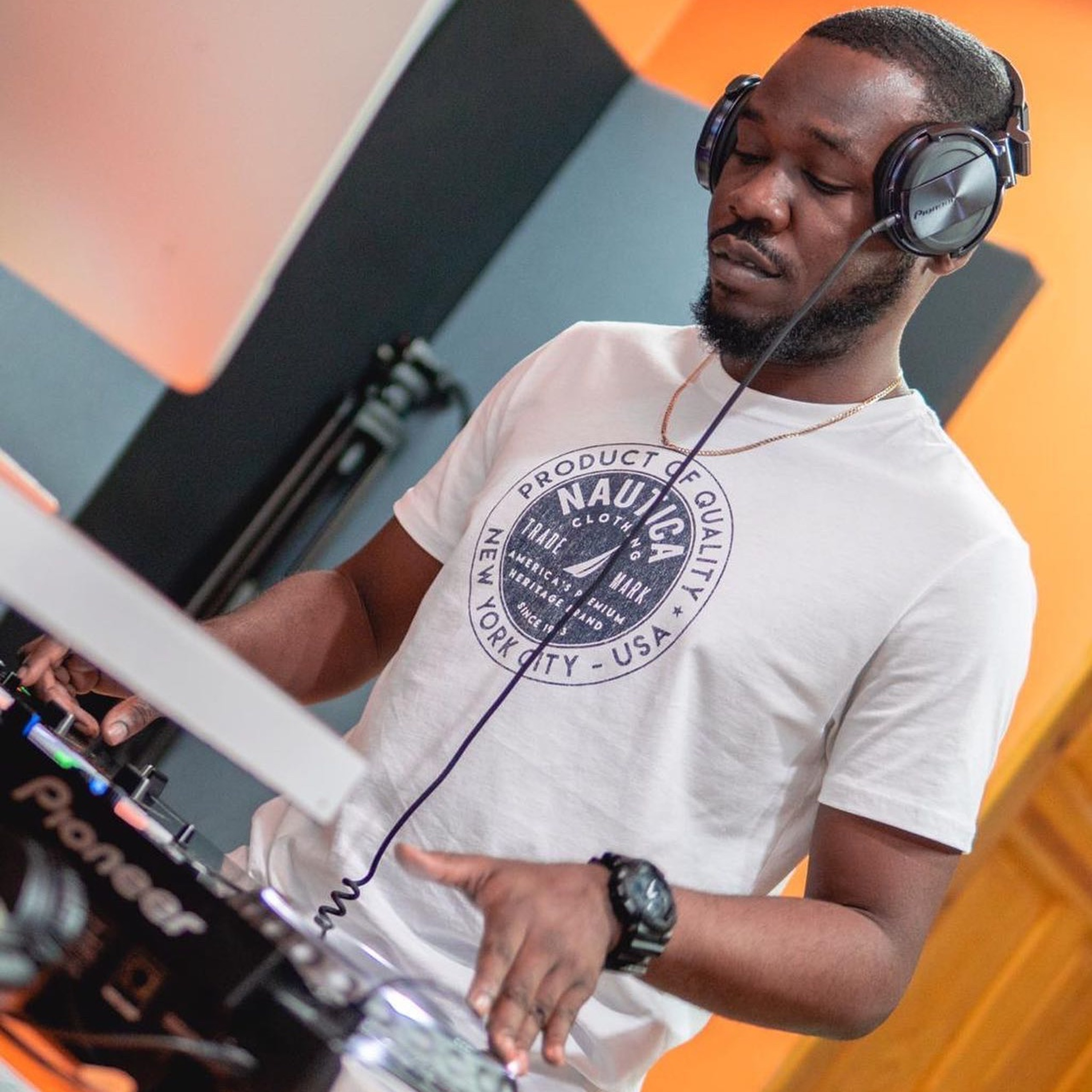 Dj Barry Mattic