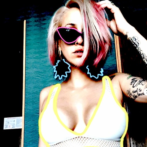 Dankhai Shroom x Aylen - Bass Be Buzzin' Like Robotussin'