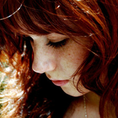 sanglant - étrange (poni)