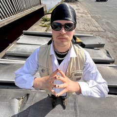 𝚆𝙷𝙾’𝚂 𝚂𝚃𝙸𝙻𝙻 𝙰𝚆𝙰𝙺𝙴? 😛