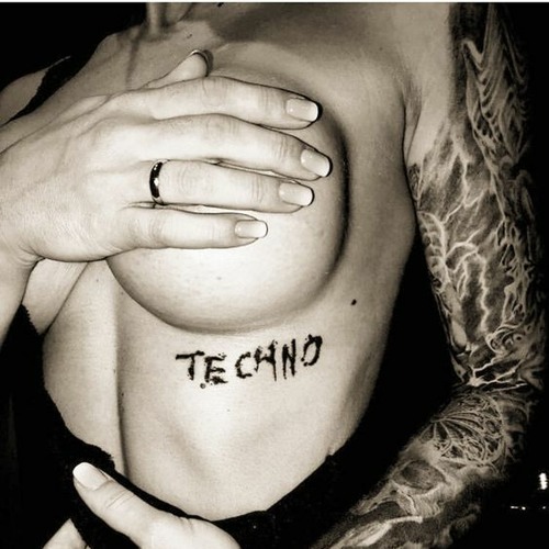 TECHNOABI Rave hard not Smart (160bpm)