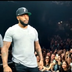 Standing Ovation